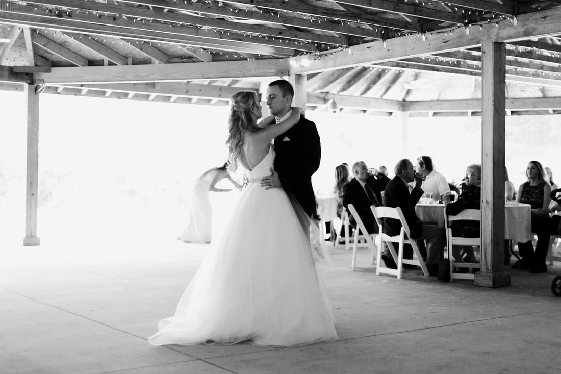 black and white wedding photograpy